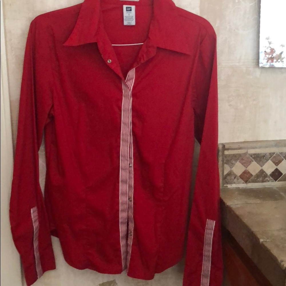 Snap button long sleeve shirt